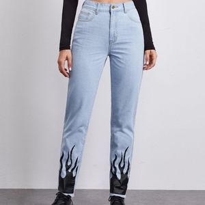 Distressed Flaming Mama Jeans 🔥